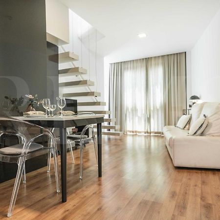 Апартаменты Artistic Duplex With Terrace By Picasso Museum By Rems Малага Экстерьер фото